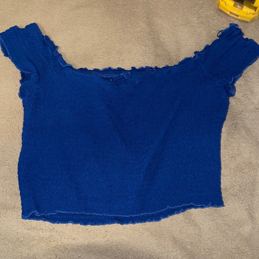 Blue crop top